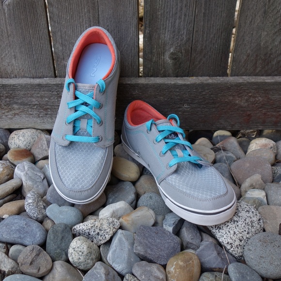 nrs vibe water shoes